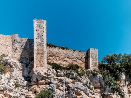 Castillo_Santueri_03