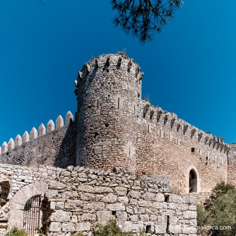 Castillo_Santueri_04