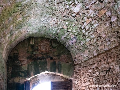 Castillo_Santueri_24